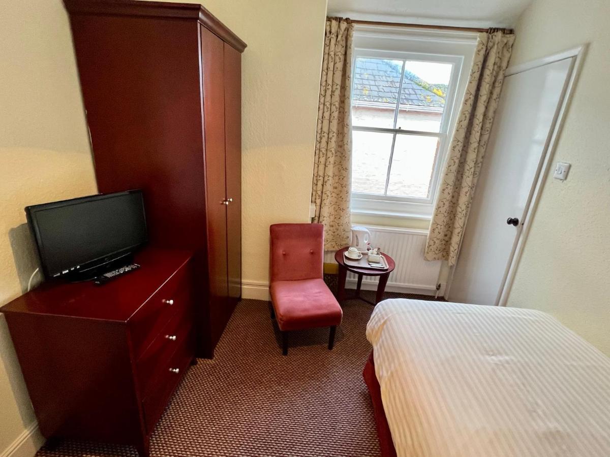 Calverts Hotel - Newport, Isle Of Wight Εξωτερικό φωτογραφία