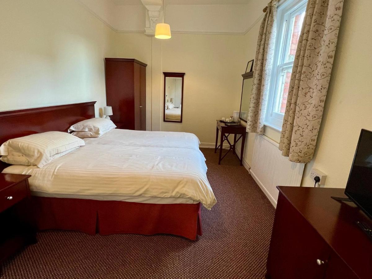 Calverts Hotel - Newport, Isle Of Wight Εξωτερικό φωτογραφία